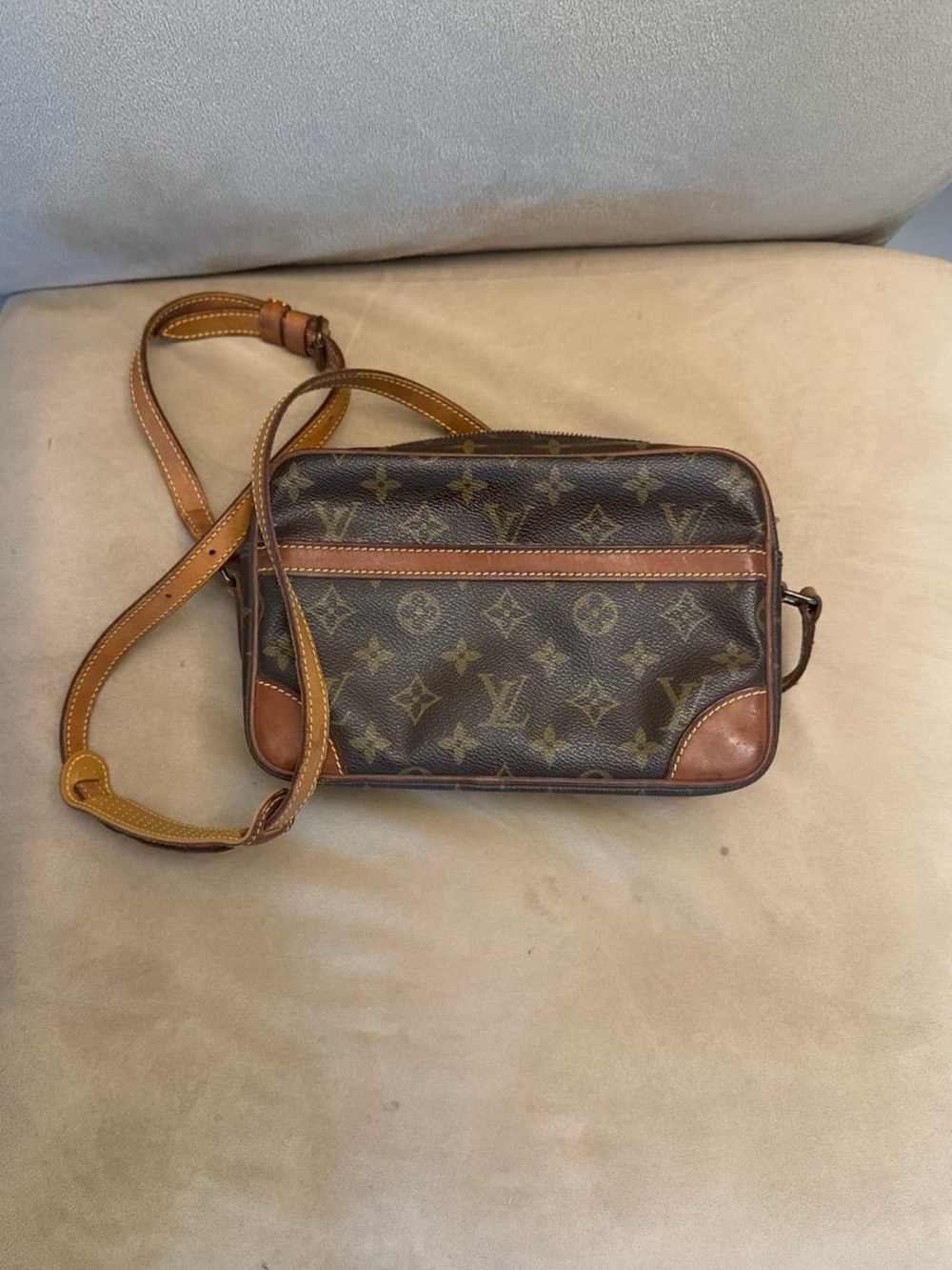 Louis Vuitton Monogram Trocadero 23